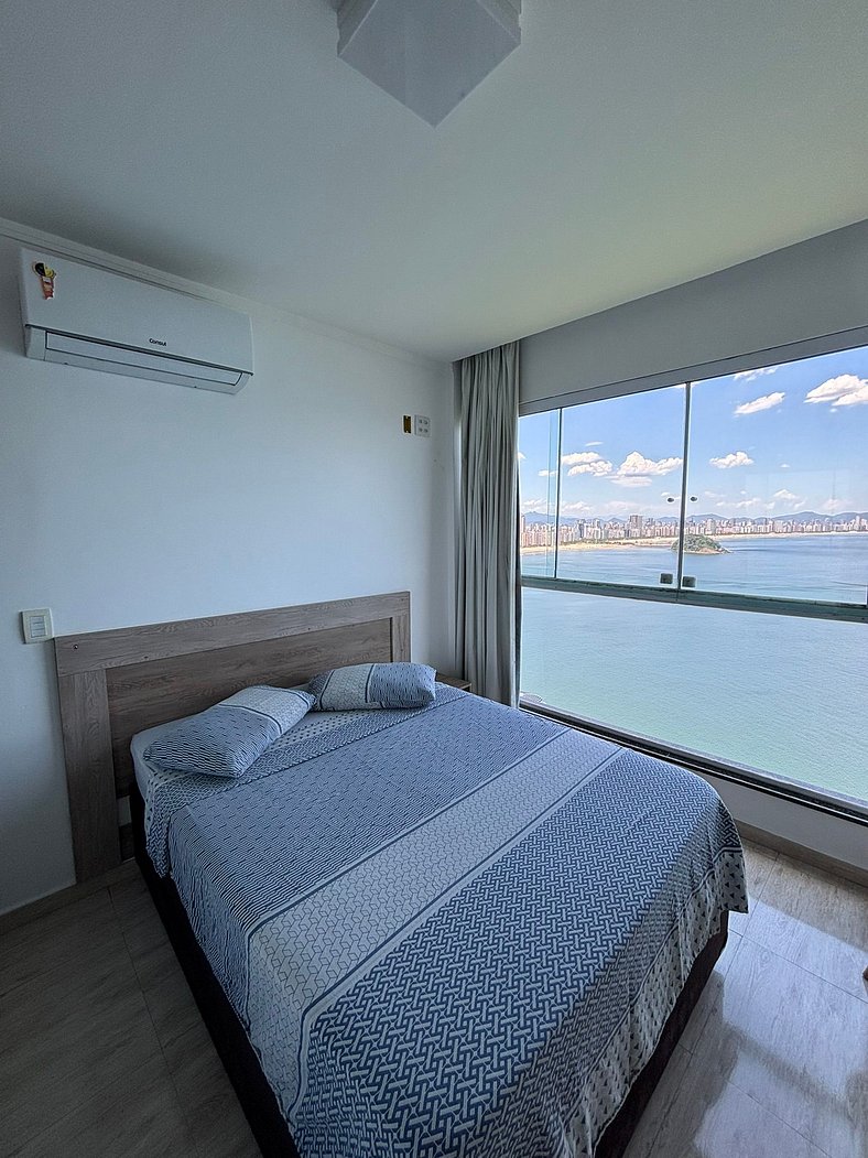 Apartamento com Vista Única e Maravilhosa !!!