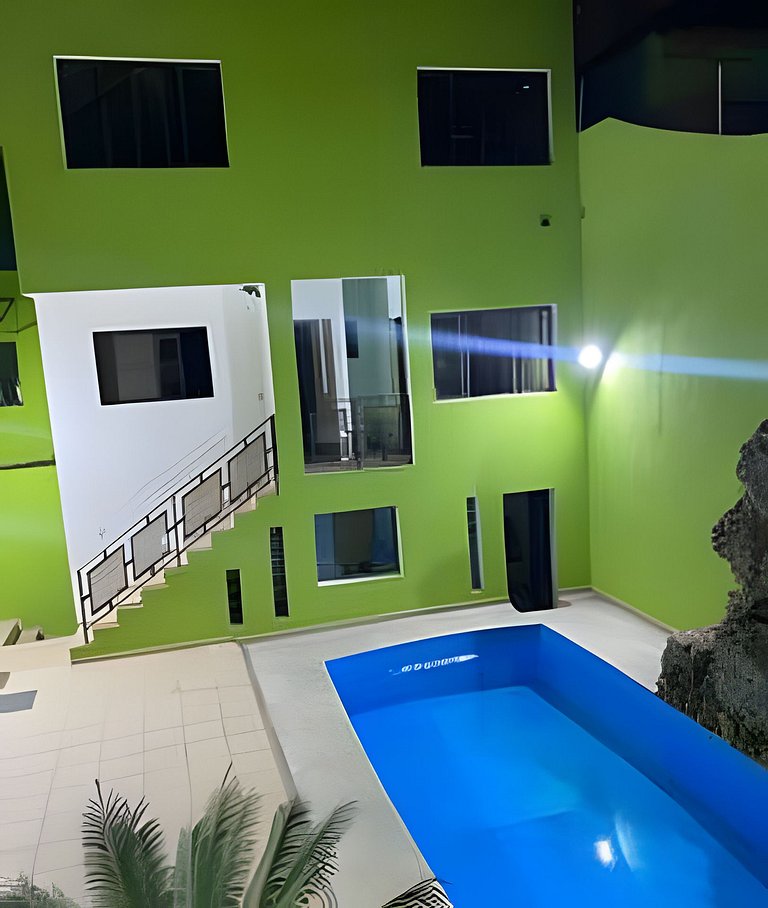 Quarto Liberdade São Paulo em Casa com Piscina!