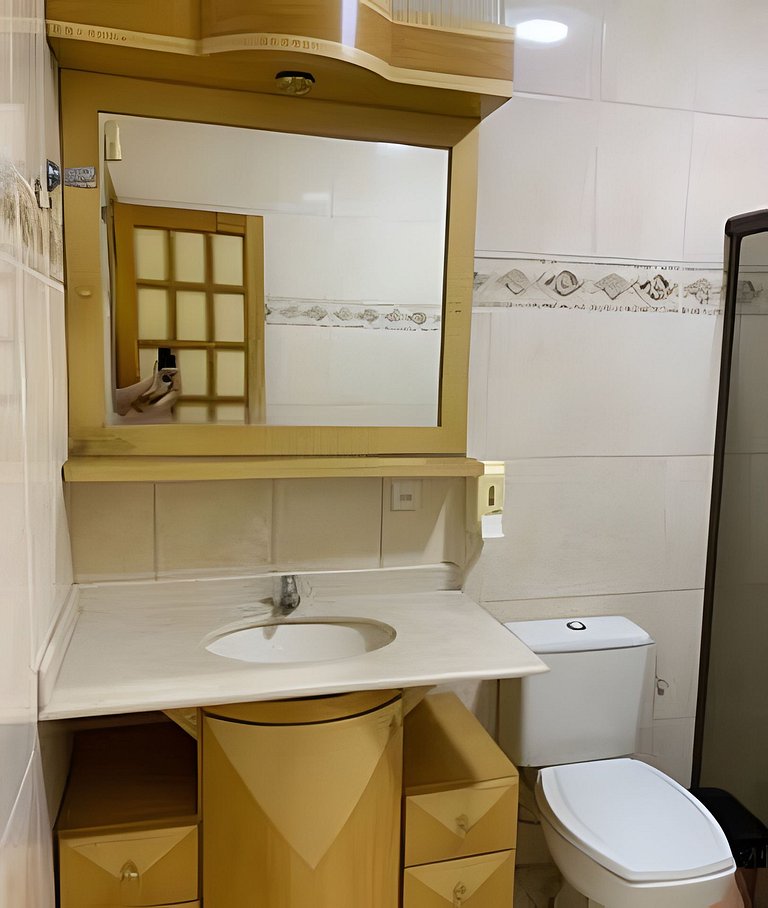 Quarto para você na Liberdade Casa com Piscina!